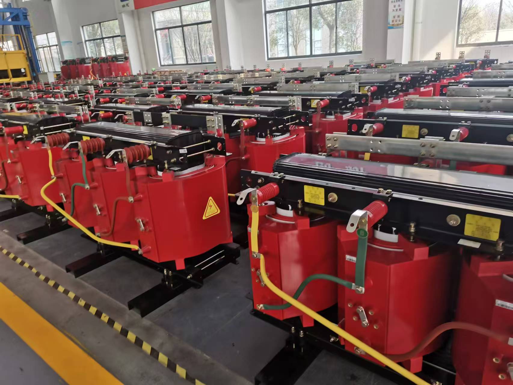 SCB18 Dry-type transformer in a modern AI data center. SCB18 Dry-type transformer in a modern AI data center.